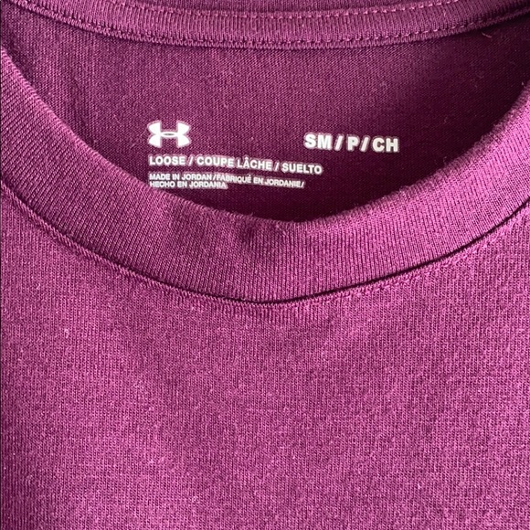 Under Armour t-shirt (high-low) - Picture 4 of 5